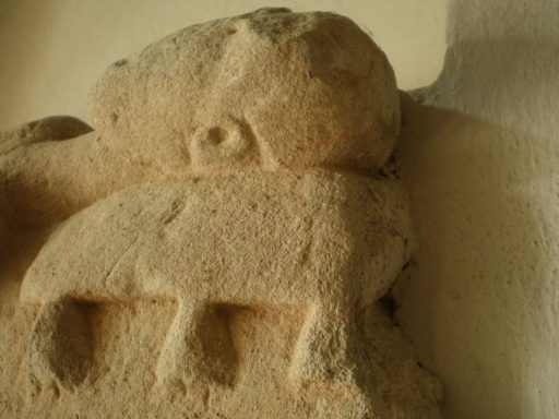 Detall de l'ossera de Guillem de Niubò